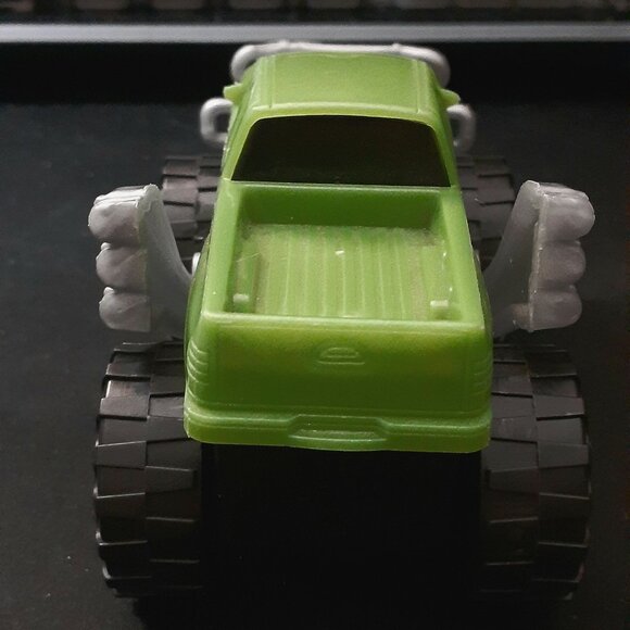 Ford F150 Green Monster Truck Toy w/Extended Exhaust Pipes - Plastic - Fun Play! - Picture 6 of 11